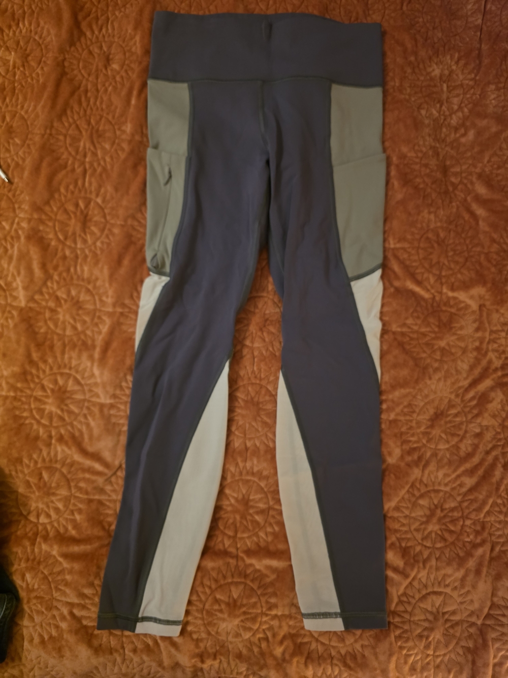 Athleta Two-Tone High-Waist Leggings in Navy and Olive